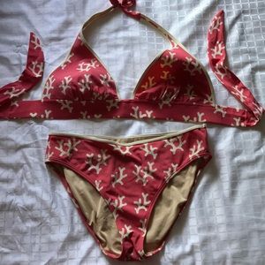 Victoria’s Secret bikini